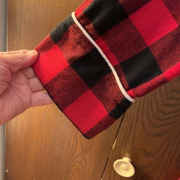 Disney Minnie Mouse red and blacked checked 2 pc. Pajama set. Size 1X - Picture 5 of 10